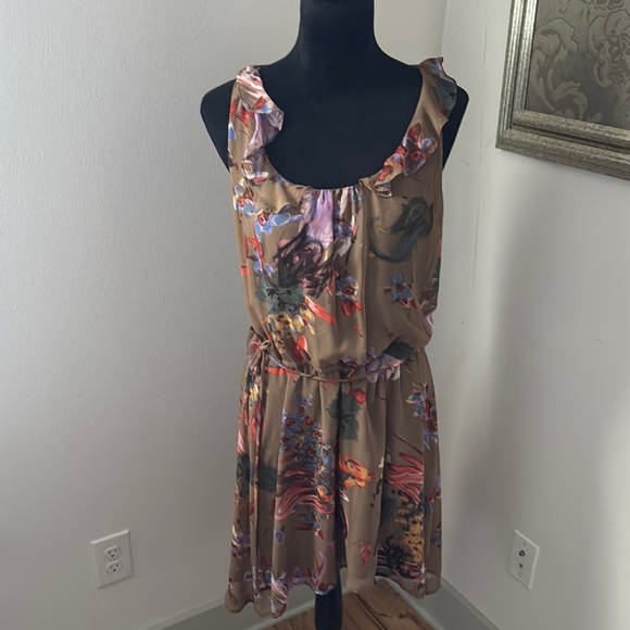 Bar III tan floral print sleeveless racer back chiffon polyester dress Sz L - Picture 1 of 5